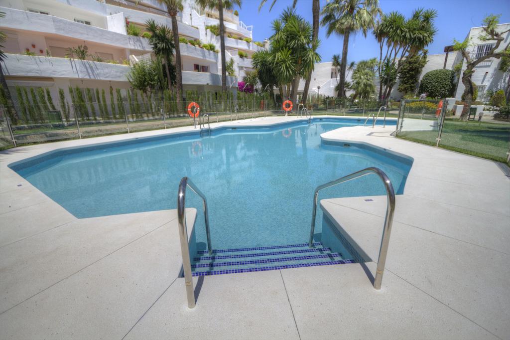 Apartamento Jardines de Andalucia Marbella Exterior foto